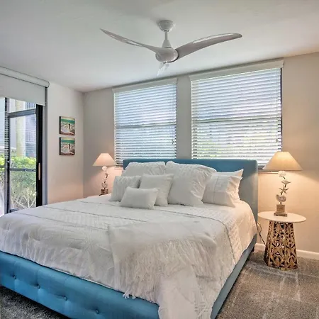 Bonita Springs Condo 4 Mi To Beach Private Patio!